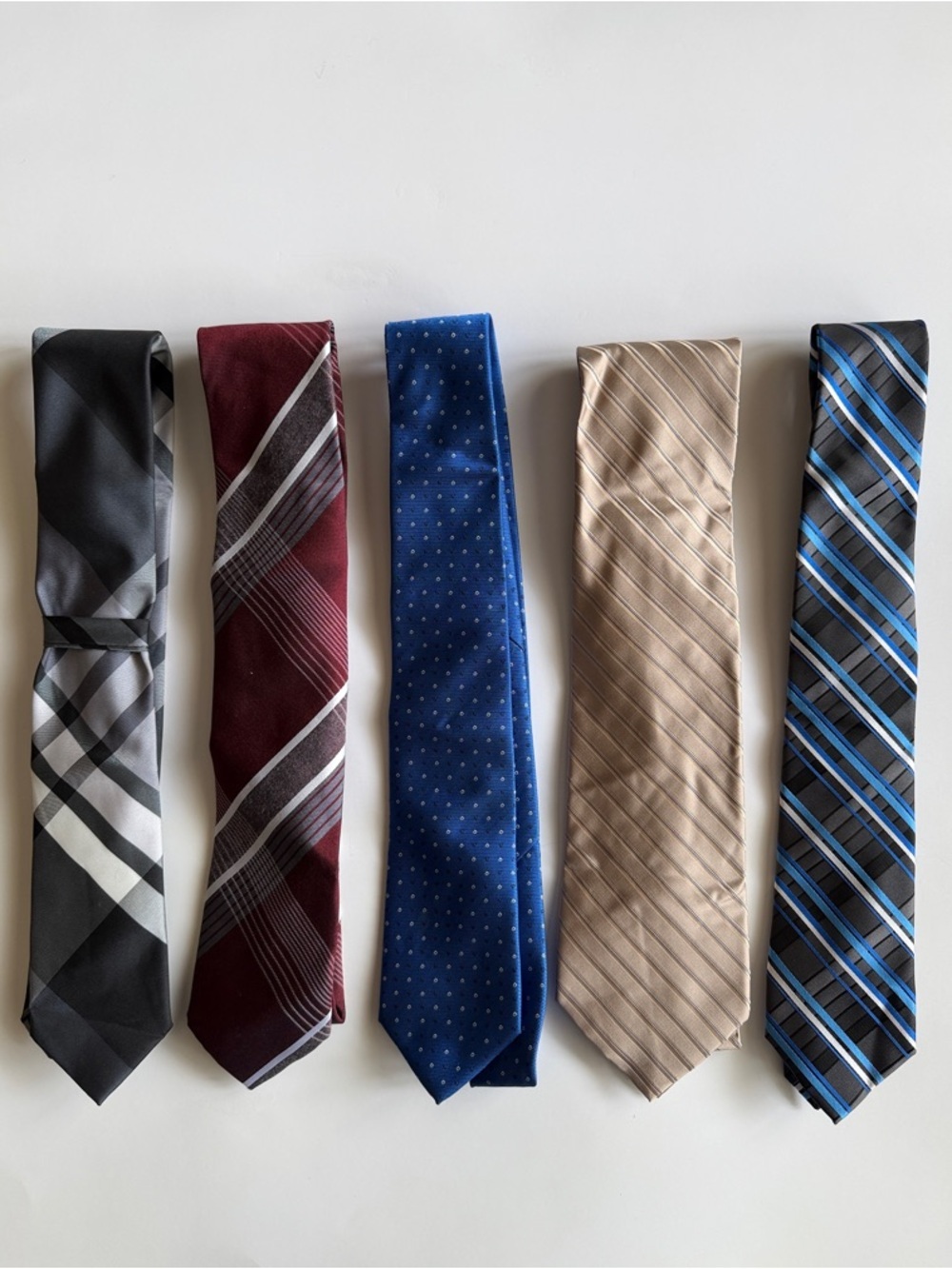 Reaction Kenneth Cole Five-Tie Set in Black, Burgundy, Blue, Tan, Navy